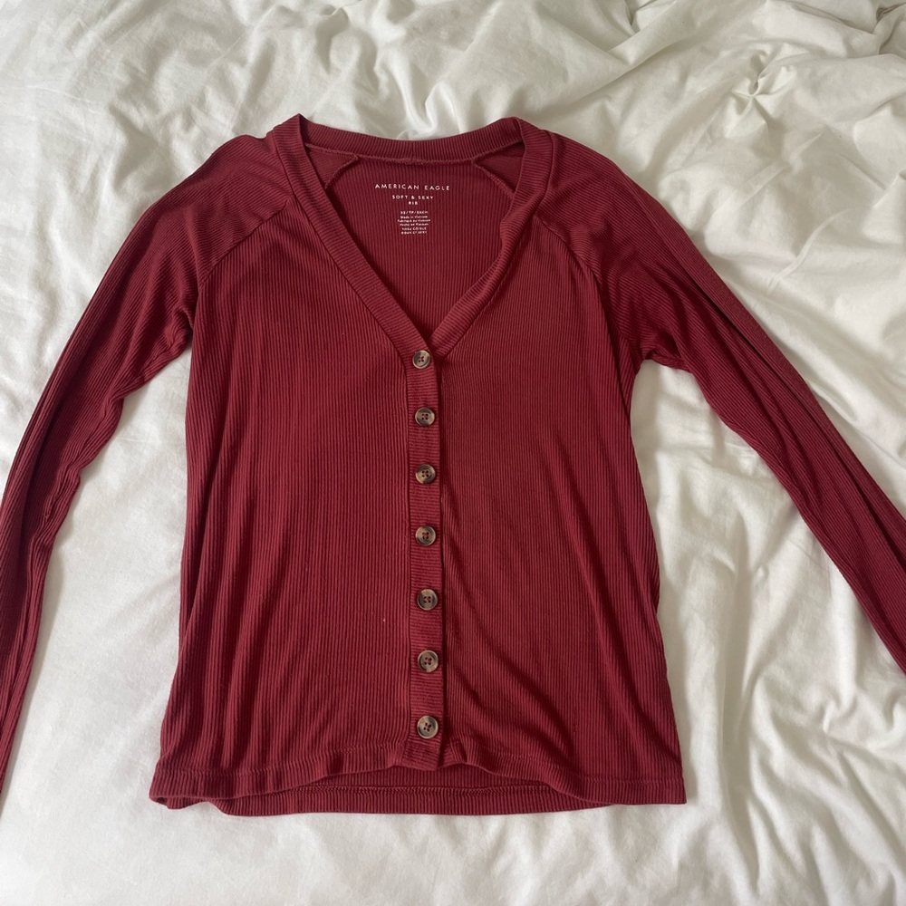 American Eagle long sleeve top, red